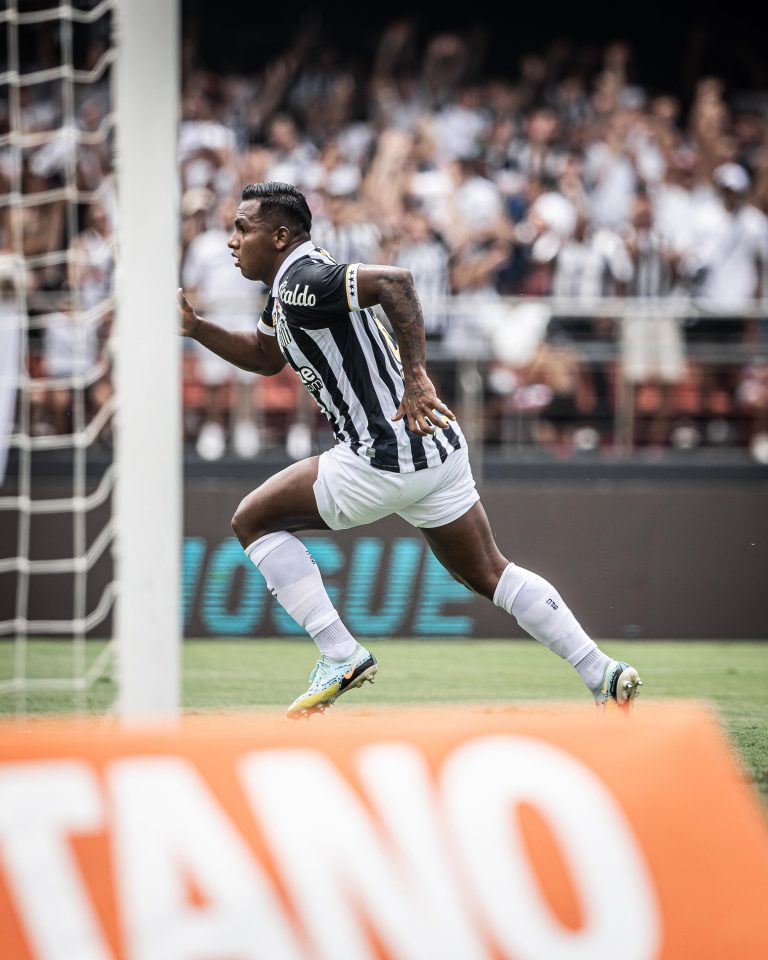 Colombianos en el exterior que se reportaron con gol el fin de semana