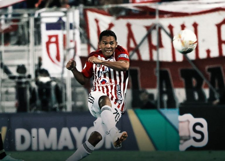 Junior regresa al triunfo gracias a un doblete de Carlos Bacca