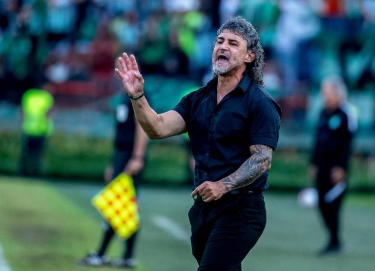 Otro DT colombiano para Emelec: Leonel Álvarez fue confirmado