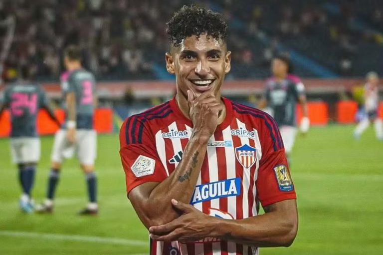 Fluminense quiere fichar a Gabriel Fuentes: Junior espera