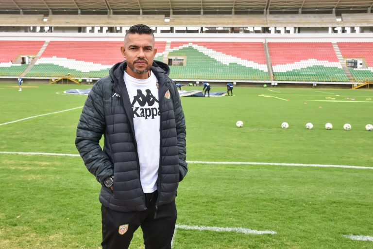 Envigado se quedó sin técnico: Alexis Márquez no va más