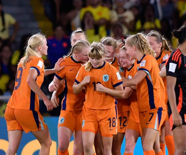 Países Bajos elimina a Colombia de su Mundial