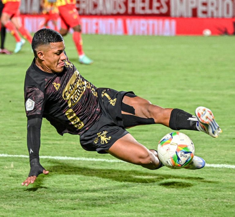 Una mecha encendida: América vence a Pereira y sigue en racha