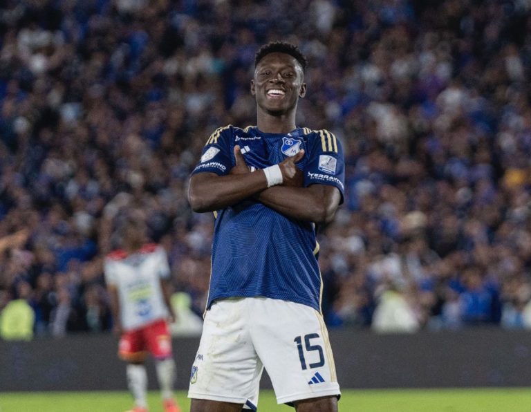 Millonarios remonta ante Fortaleza y se acerca a cuadrangulares