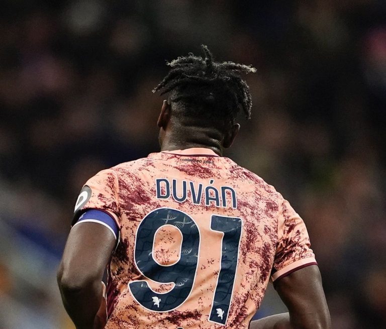 Grave lesión de Duván Zapata: este será su tiempo fuera de las canchas