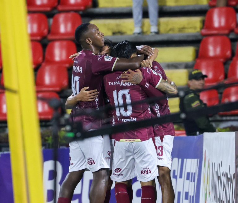 Tolima vence al Junior y asume el liderato del Grupo B
