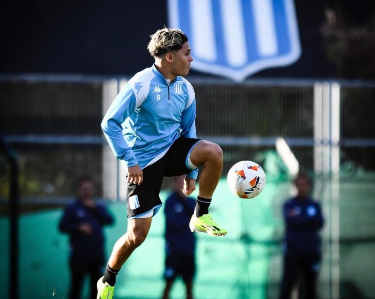 Racing aceptó negociar a Quintero