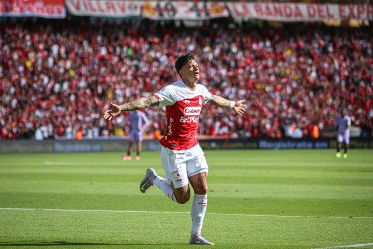 Santa Fe inicia con pie derecho tras vencer a Pereira
