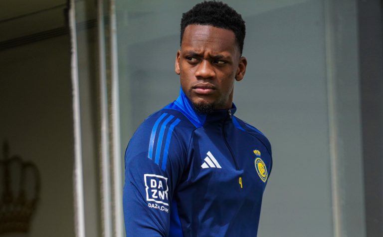 Jhon Durán, disponible tras cumplir sanción con Al-Nassr
