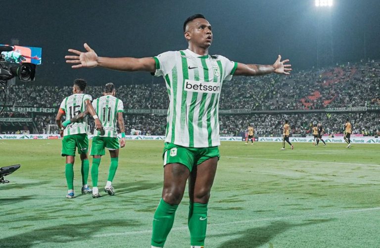 Nacional sigue a paso de campeón
