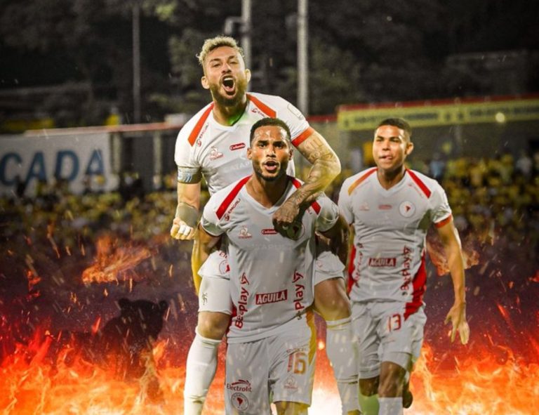 América en versión demoledora: goleada a Bucaramanga de visita