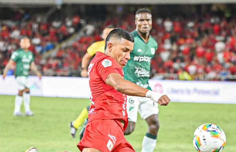América se queda con el clásico del Valle