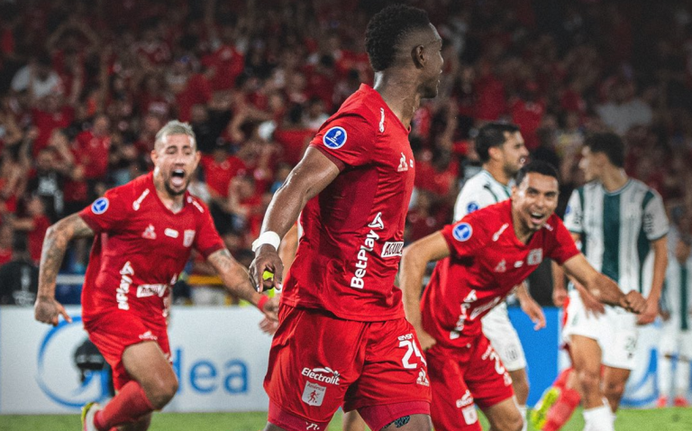 América clasifica a play offs de Sudamericana