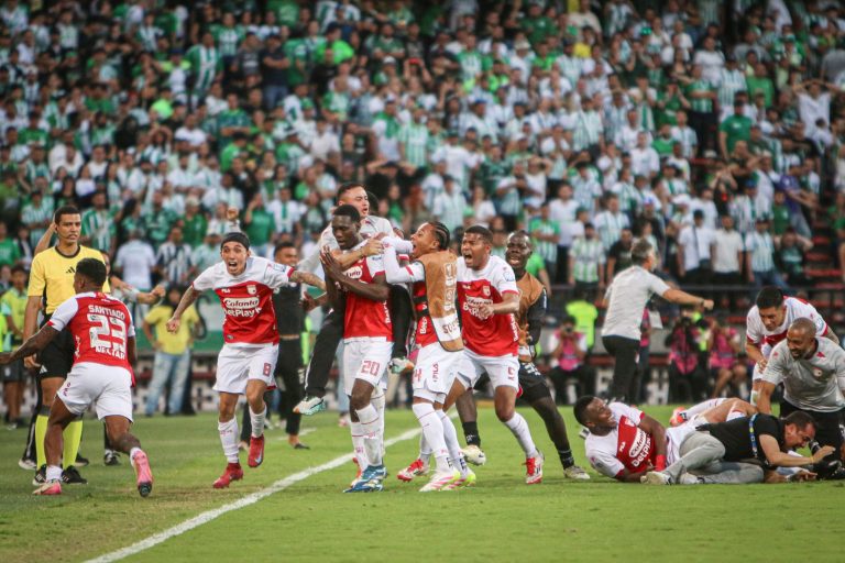 Santa Fe logra un triunfo de oro en su visita a Nacional