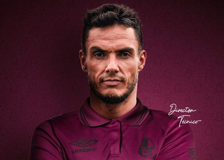 Lucas González vuelve a Colombia: es el nuevo técnico del Tolima