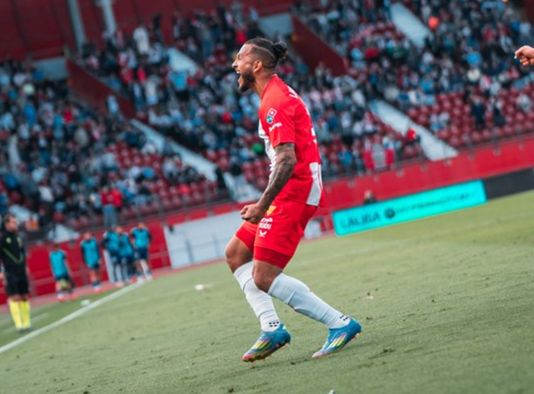 Rafael Santos Borré, nueva baja en la Selección; oportunidad para Luis Suárez