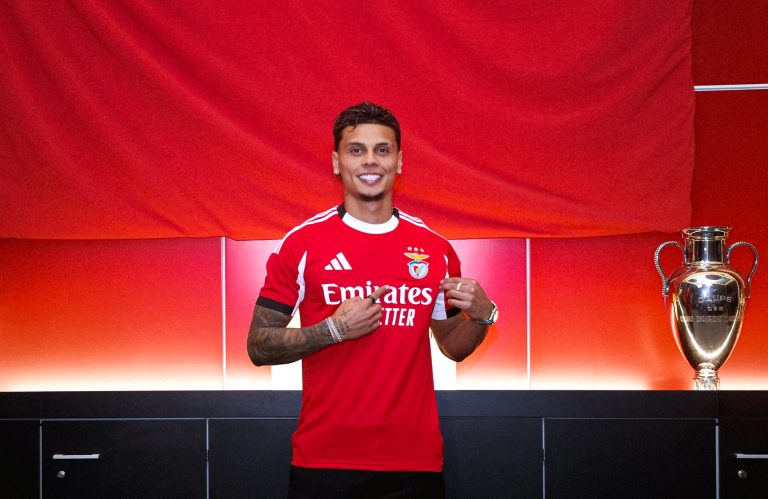 Richard Ríos, oficialmente jugador de Benfica