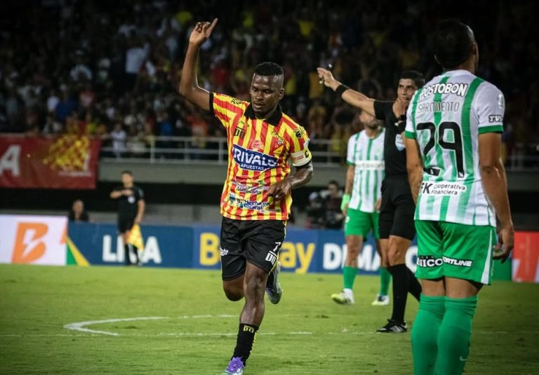 Nacional cae ante Pereira en el Hernán Ramírez