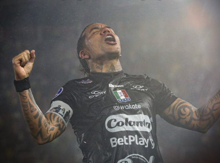 Dayro Moreno aumenta su registro y se convierte en el goleador de la Sudamericana