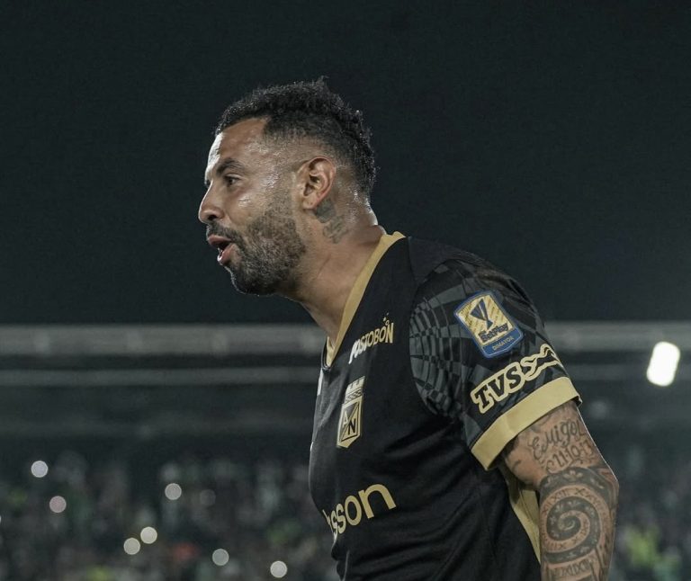 Edwin Cardona se disculpa con el mundo Atlético Nacional