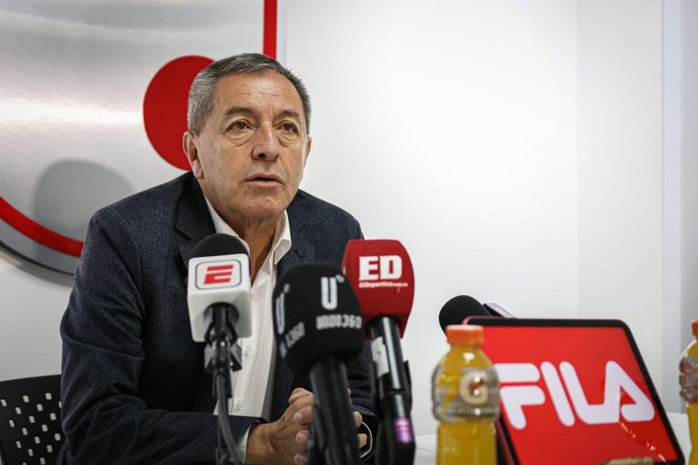 Bava, entre la oferta de Cerro Porteño y renovación en Santa Fe