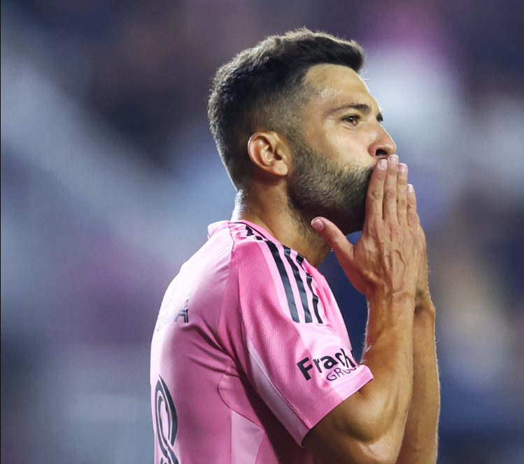 Jordi Alba anunció decisión sobre su carrera