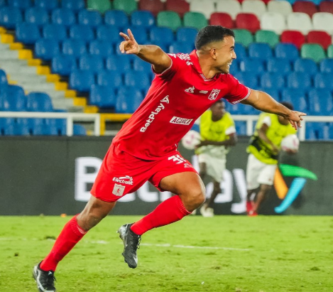 Captura de pantalla 2025-10-15 225011