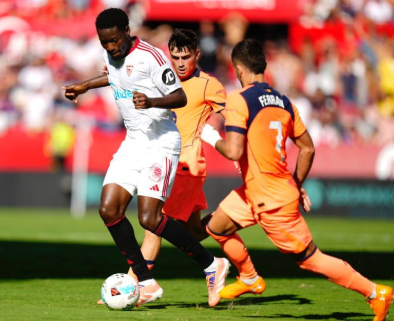 Sevilla goleó a Barcelona y Real Madrid es nuevo líder en LaLiga