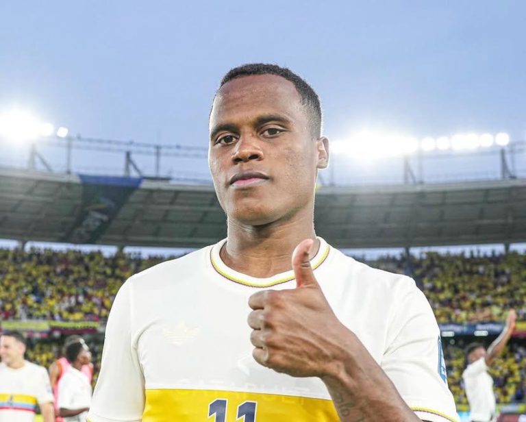 Posible presidente de Fluminense buscará el regreso de Jhon Arias