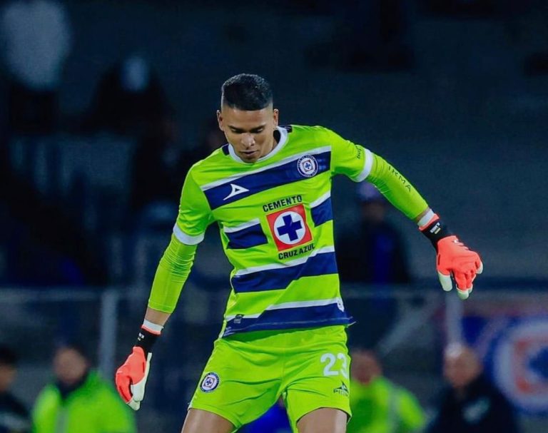 Kevin Mier será operado y es duda para el Mundial 2026