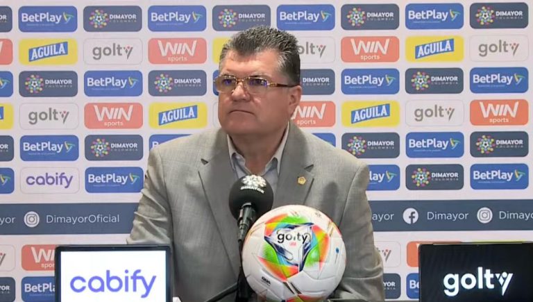 Cuatro equipos del fútbol colombiano perderían un título oficial