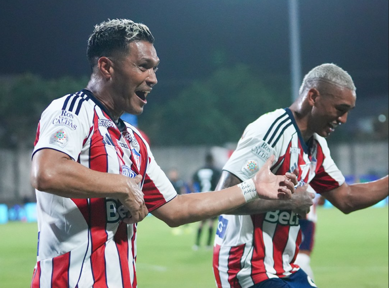 Dos penales le dieron el triunfo a Junior sobre América