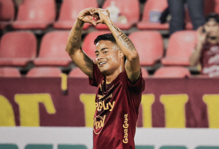 Luis Sandoval comanda la victoria de Tolima sobre Jaguares
