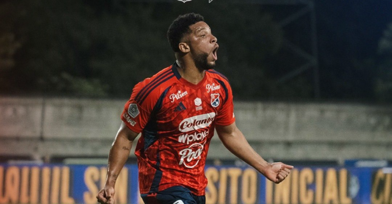 Medellín derrota a Fortaleza con dudosa anotación y se mantiene con vida en Liga
