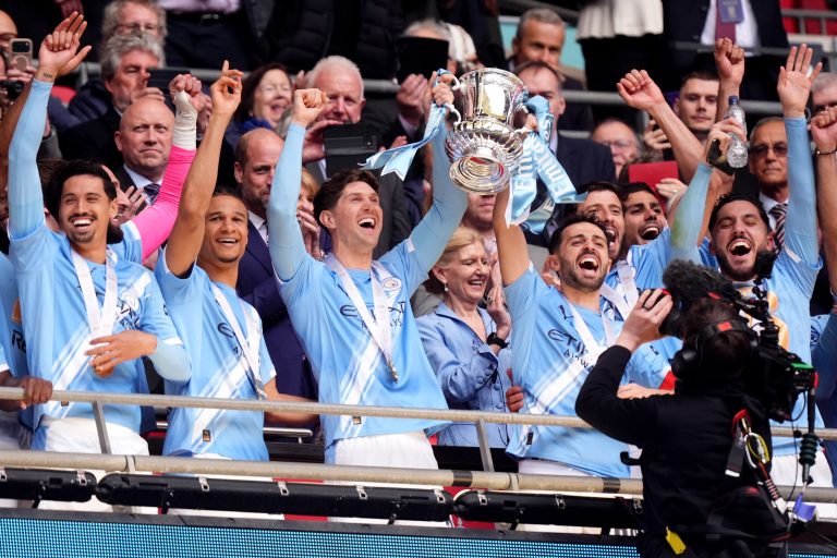 Guardiola, a la caza de Ferguson: nuevo título con el City