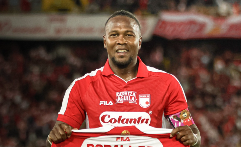 Rodallega sobrepasa los 300 goles y comanda la clasificación de Santa Fe a semifinales de Liga