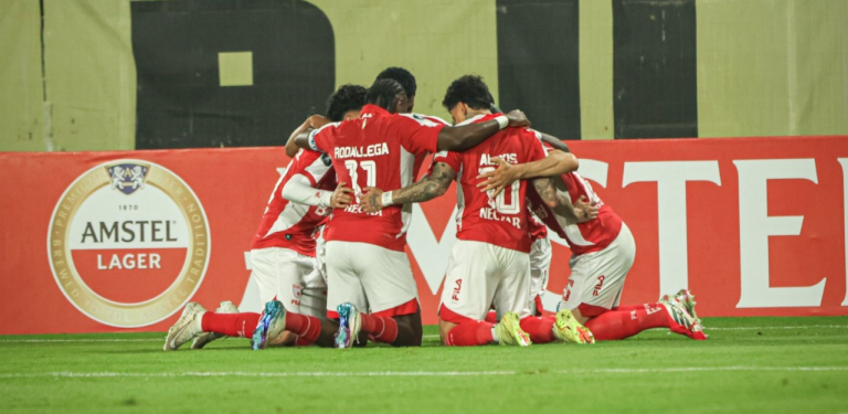 Santa Fe vence a Peñarol, pero queda eliminado a manos de Platense en la Copa Libertadores