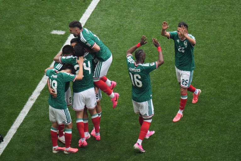 Con gol de Julián Quiñones, México derrotó a Sudáfrica en el partido inaugural del Mundial 2026
