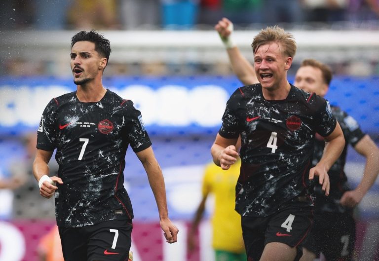 Así fue el gol con el que Canadá se convirtió en el primer clasificado a octavos del Mundial