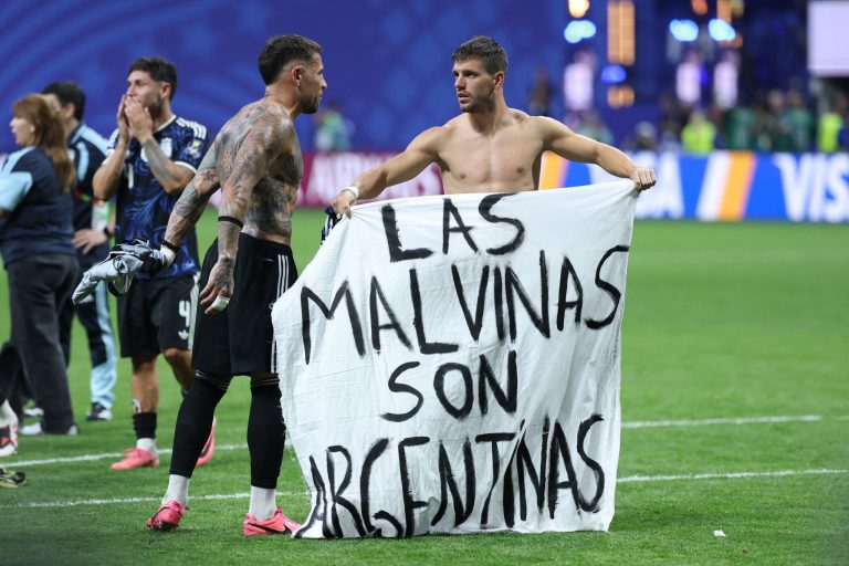 ¡Polémica mundial! Reino Unido pide a FIFA investigar a la Selección Argentina