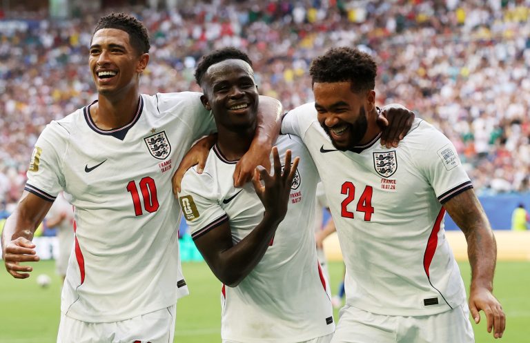 Inglaterra logra el tercer puesto del Mundial en un partido de 10 goles ante Francia