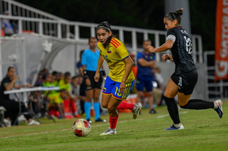 Colombia gana la medalla de plata en el fútbol femenino de los Juegos Centroamericanos
